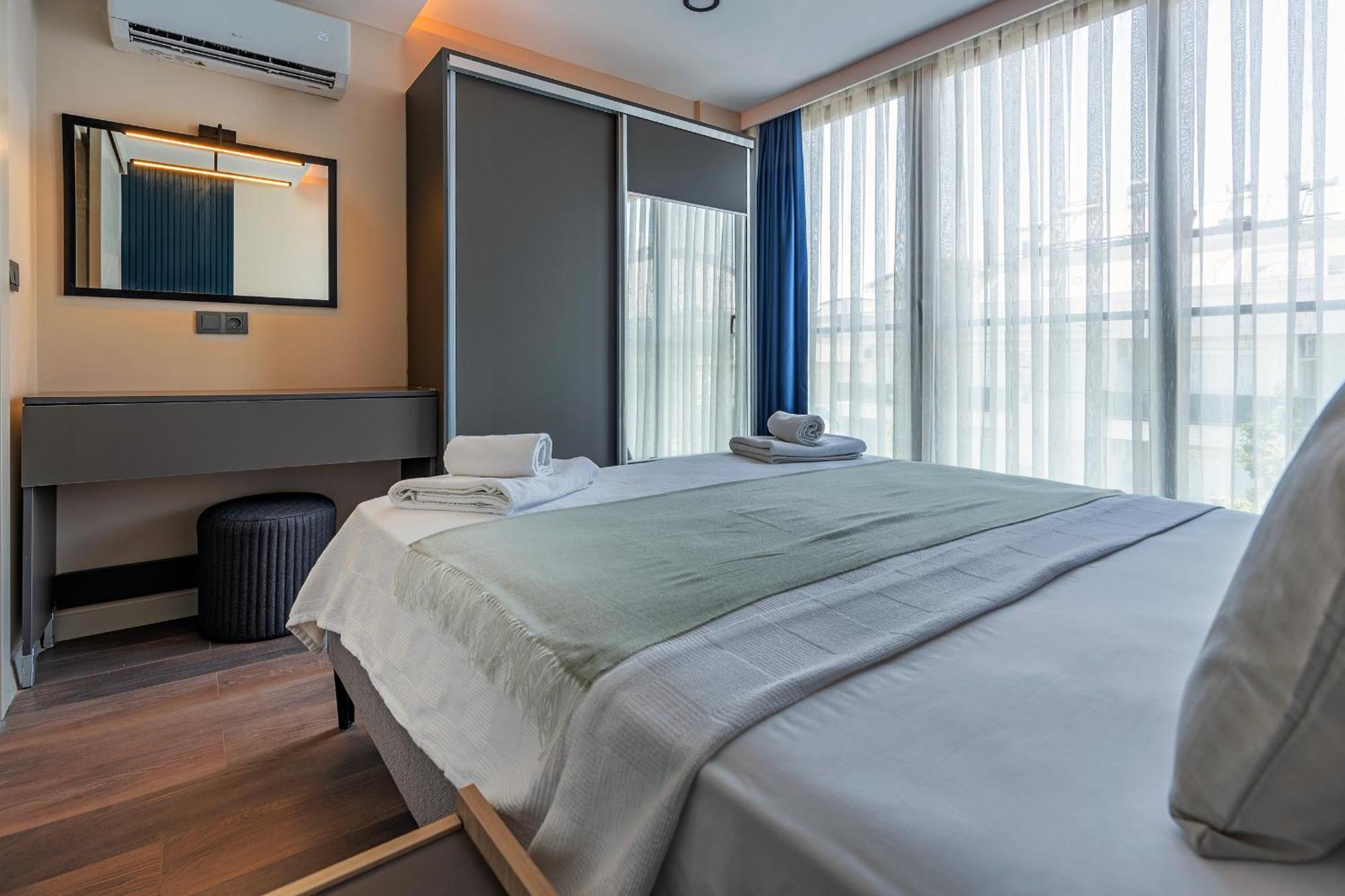 Doqu Suites Hotel Antalya Exteriör bild