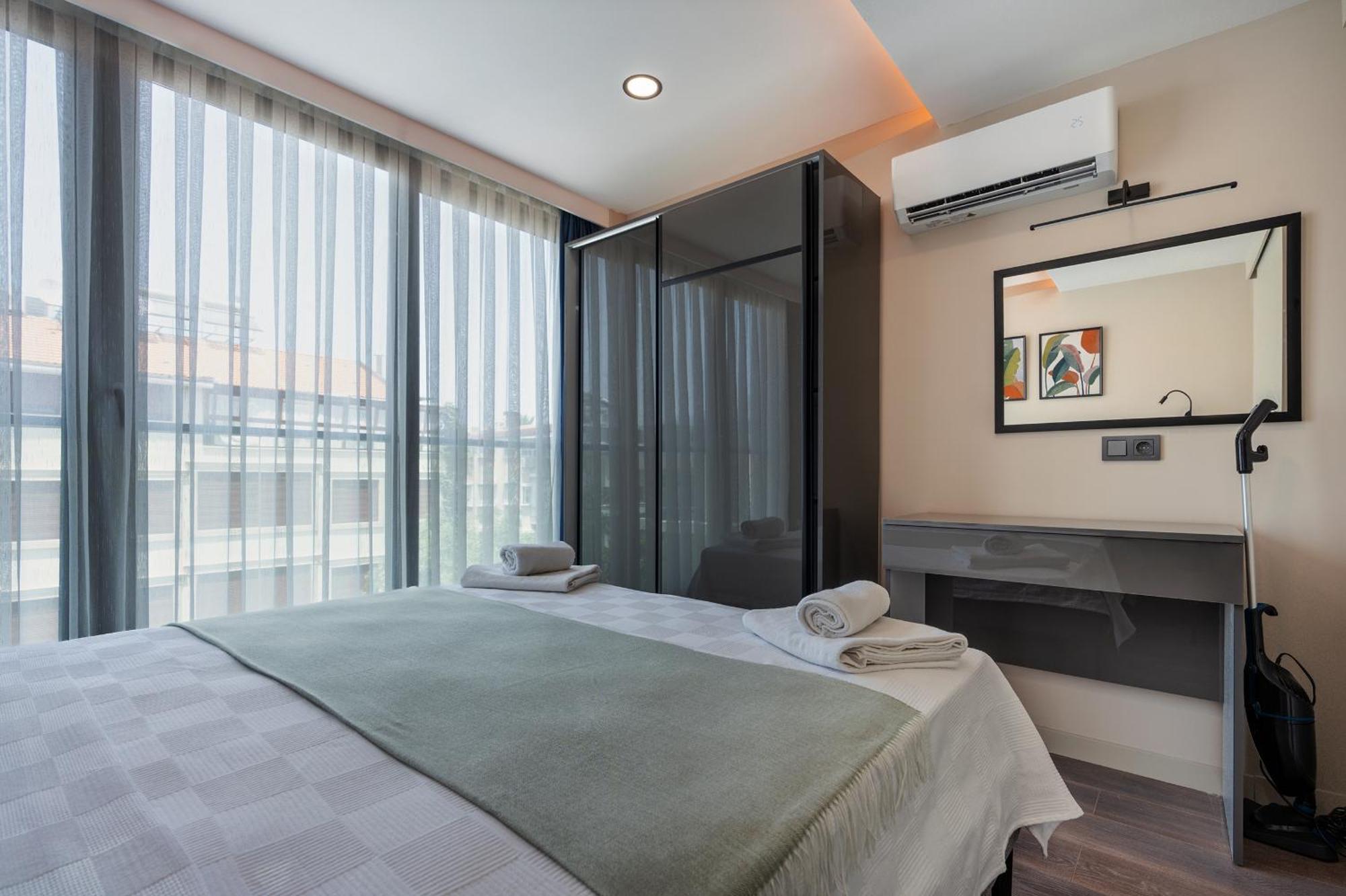 Doqu Suites Hotel Antalya Exteriör bild