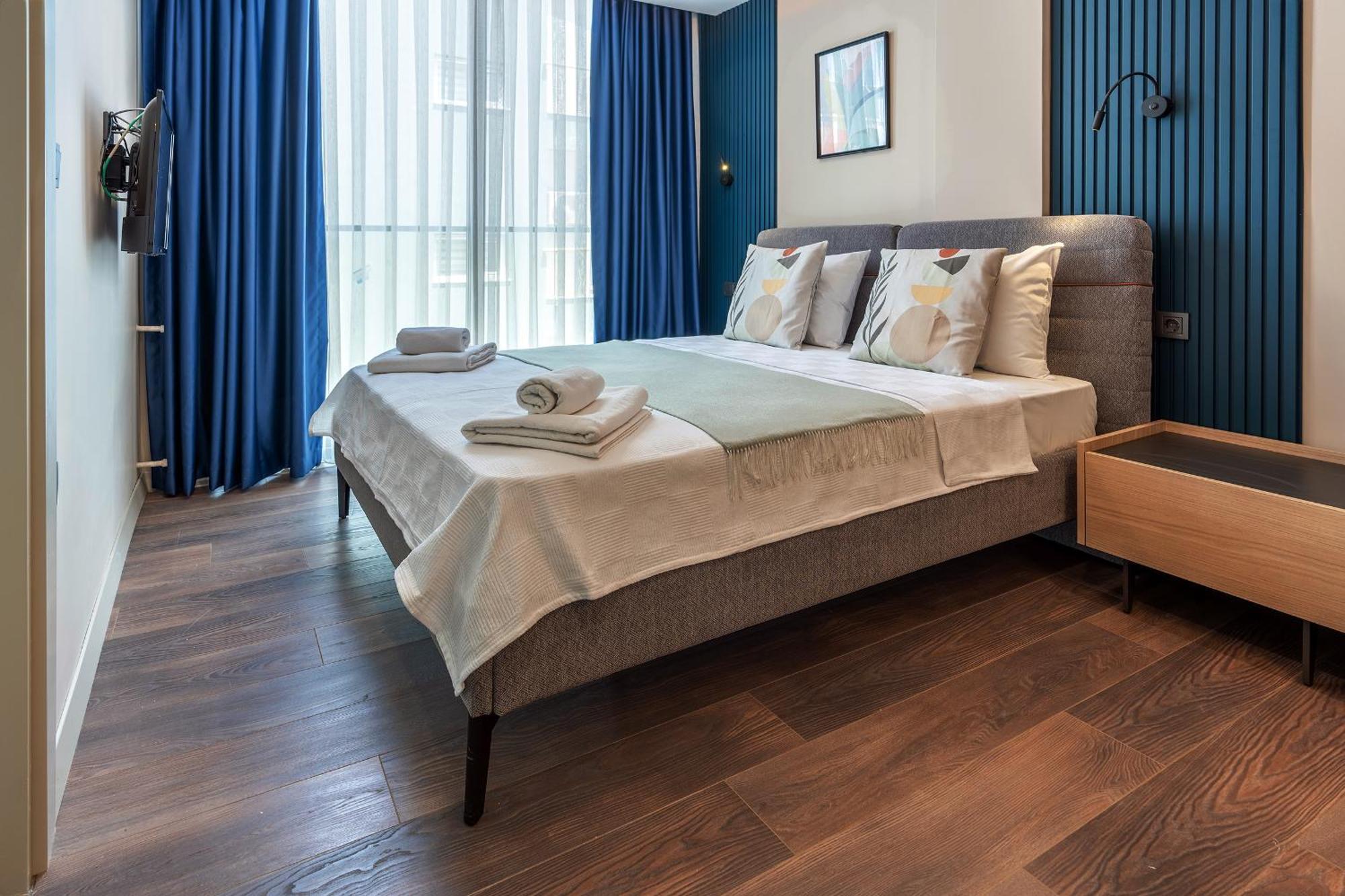 Doqu Suites Hotel Antalya Exteriör bild