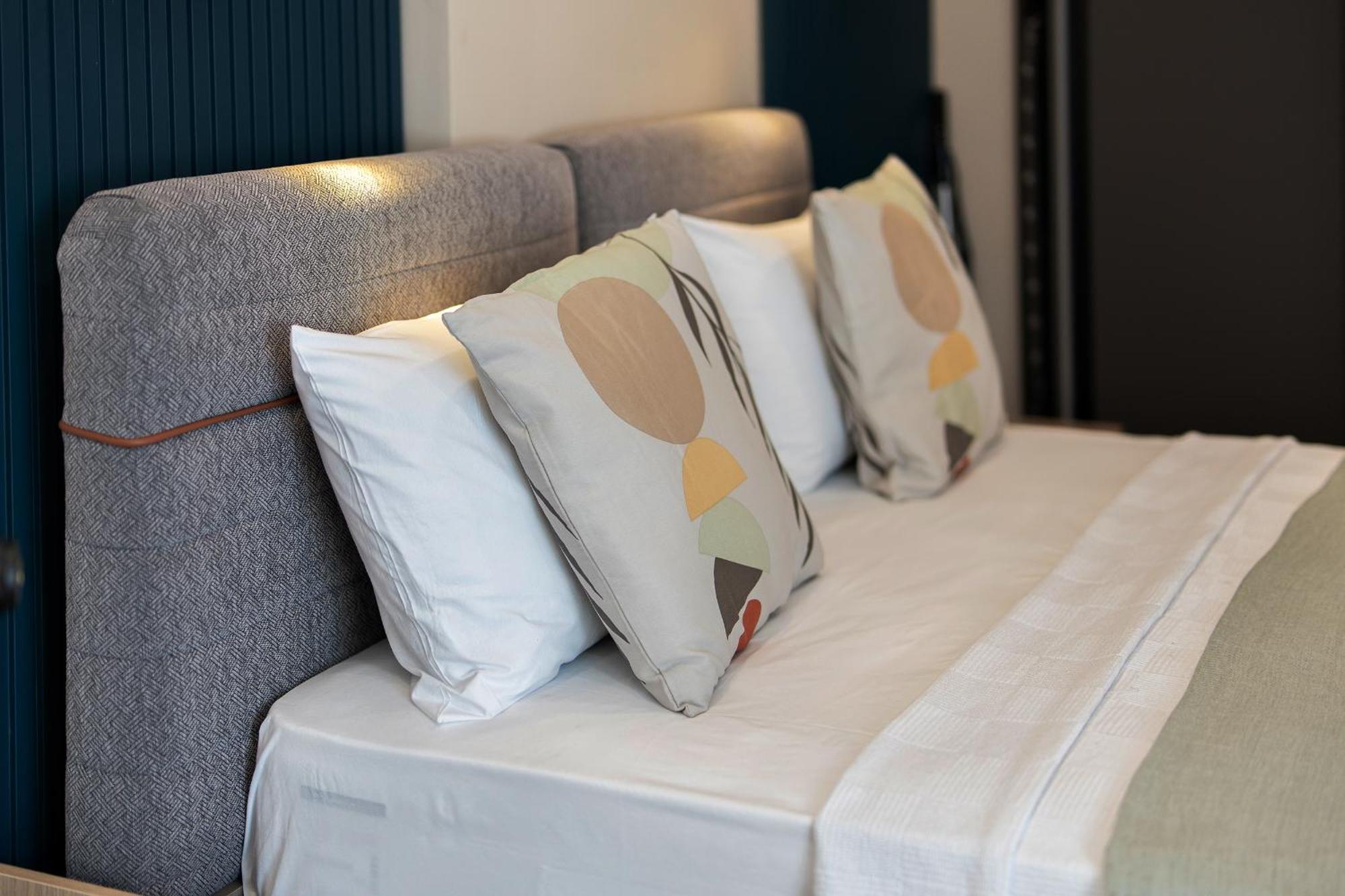 Doqu Suites Hotel Antalya Exteriör bild