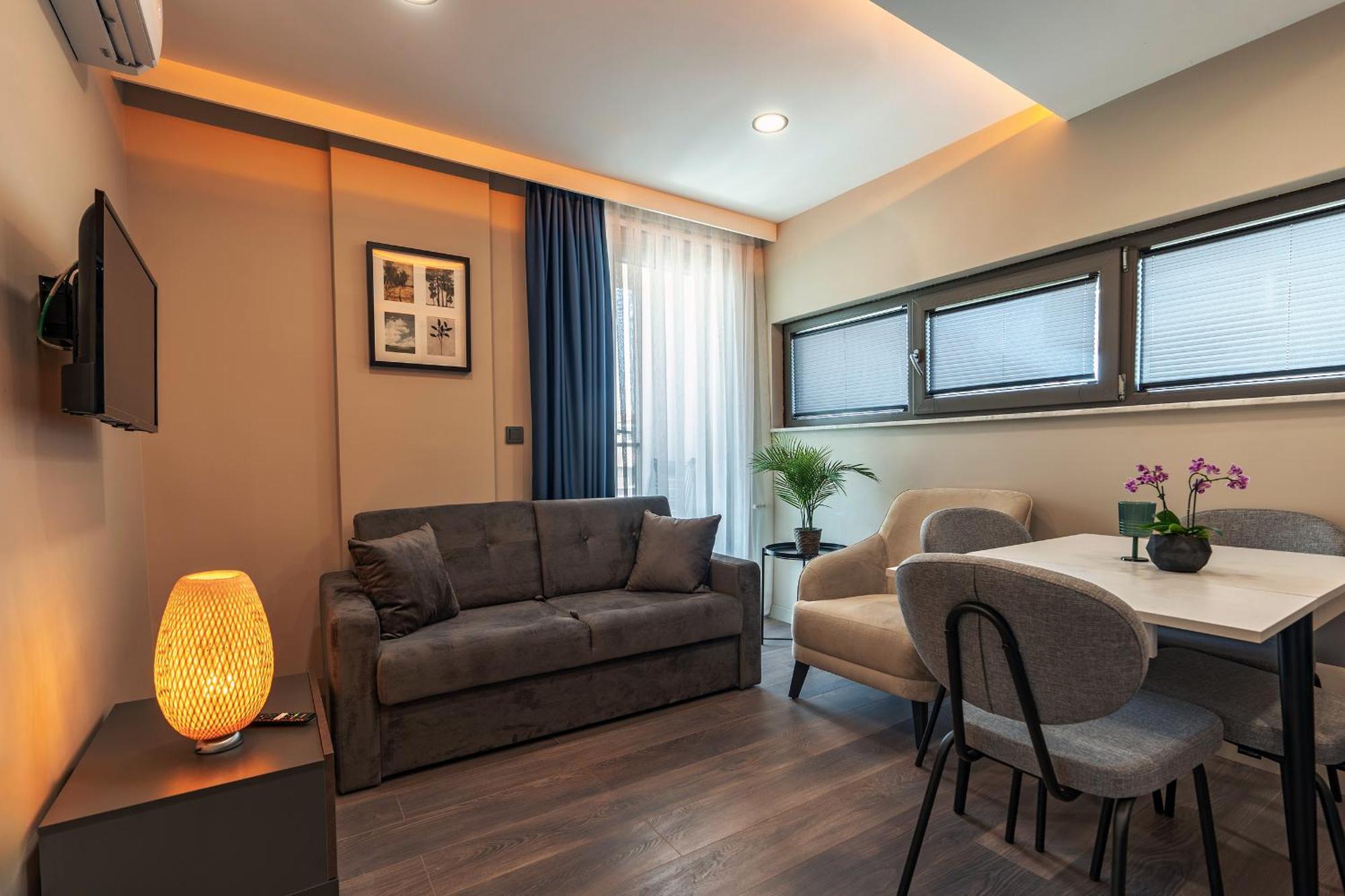 Doqu Suites Hotel Antalya Exteriör bild